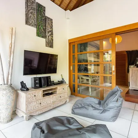 Luxurious Double King Villa W/Pool & Wifi+ Carpark Seminyak  Exterior photo