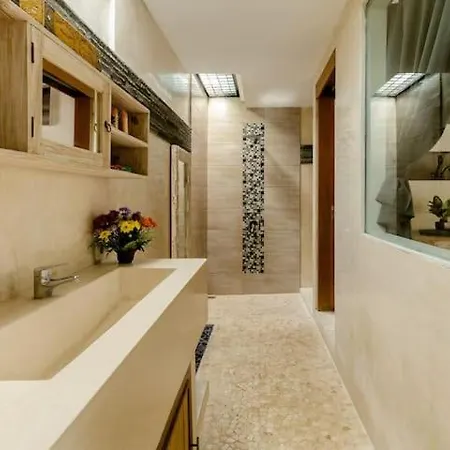 Luxurious Double King Villa W/Pool & Wifi+ Carpark Seminyak  Exterior photo